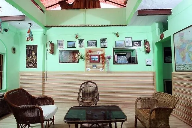 Tree Baba Hostel Varanasi India