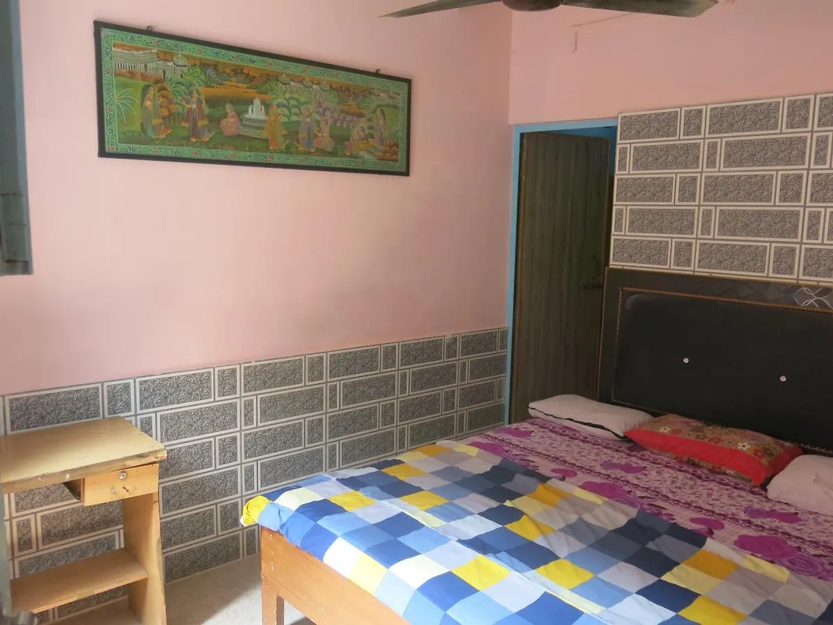 Tree Baba Hostel Varanasi